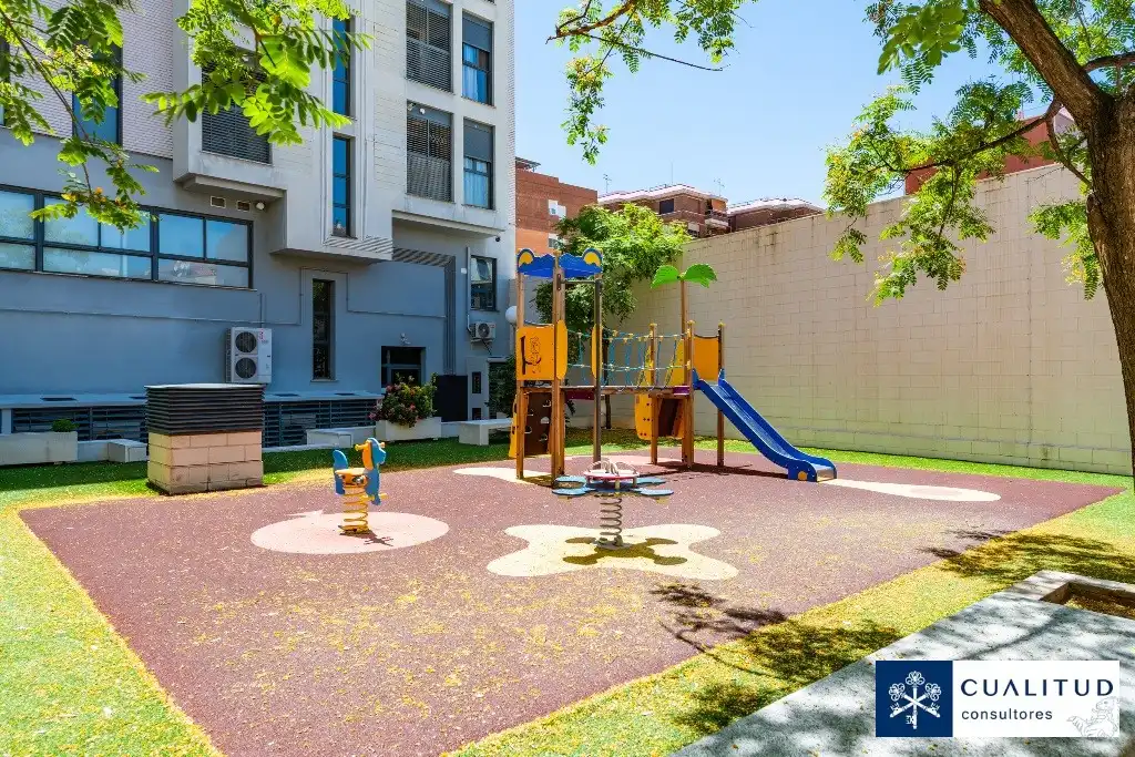 Terrasse von Dachboden zum Verkauf in Vila-real mit Parkett, Terrasse und Abstellraum