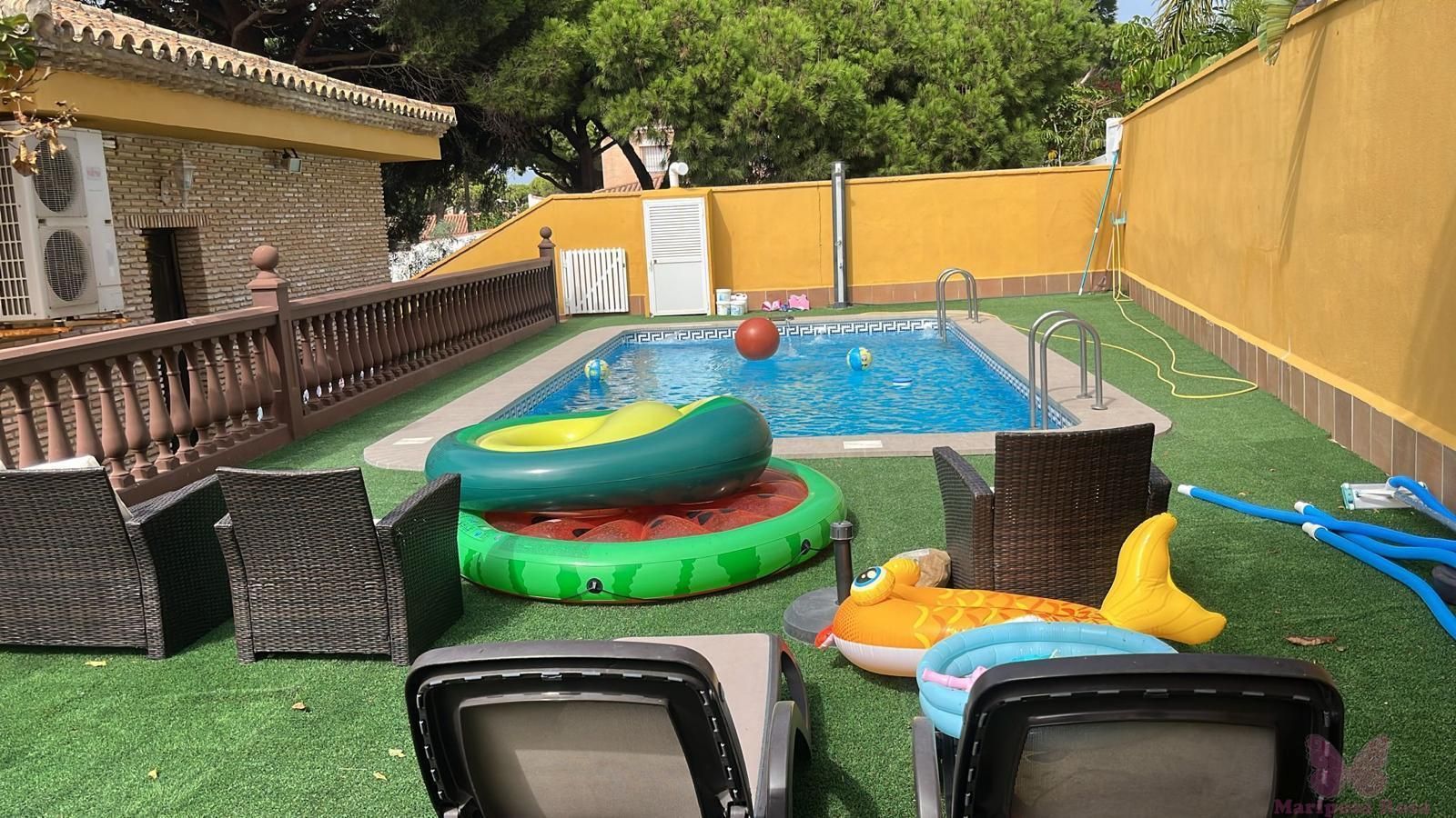 Swimming pool of House or chalet for sale in Chiclana de la Frontera  with Air Conditioner, Swimming Pool and Alarm