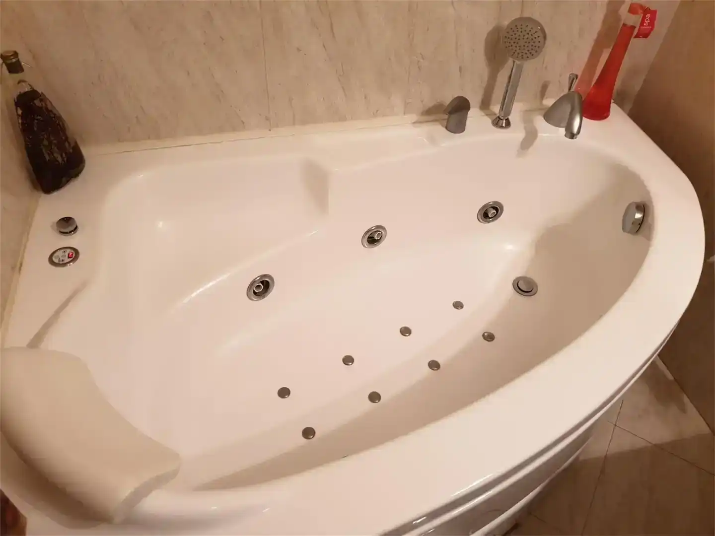 Bany de Pis en venda en Alhama de Granada amb Aire condicionat i Balcó