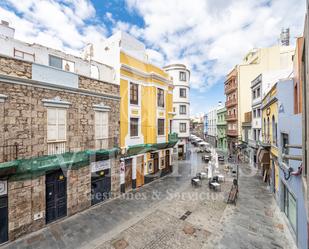 Vista exterior de Pis en venda en Las Palmas de Gran Canaria amb Moblat