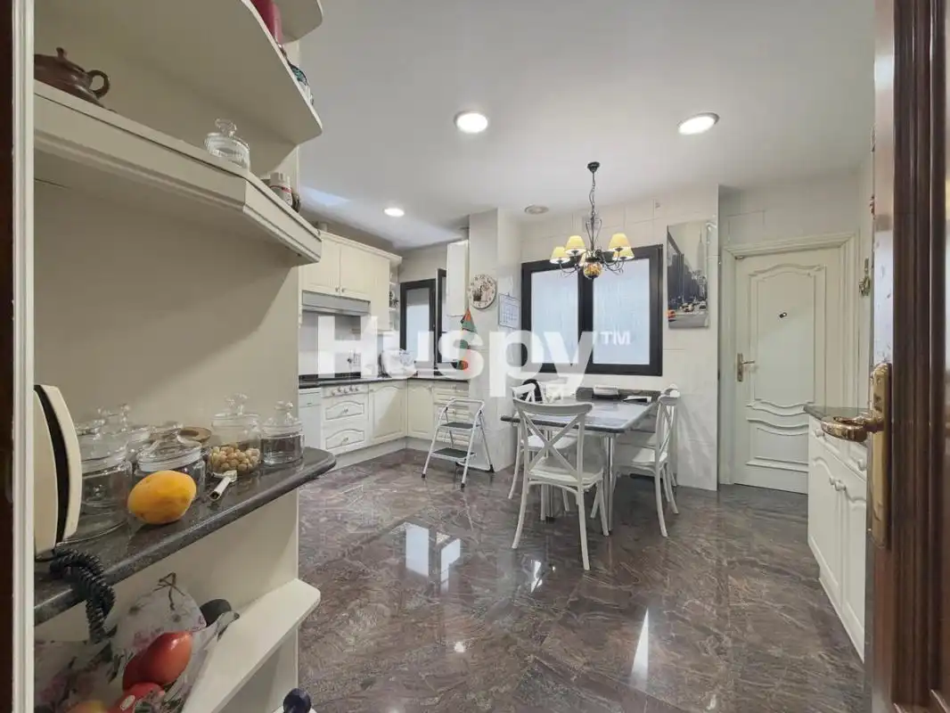 Piso con ascensor en venta en Calle del Aviador Zorita, imagen 20