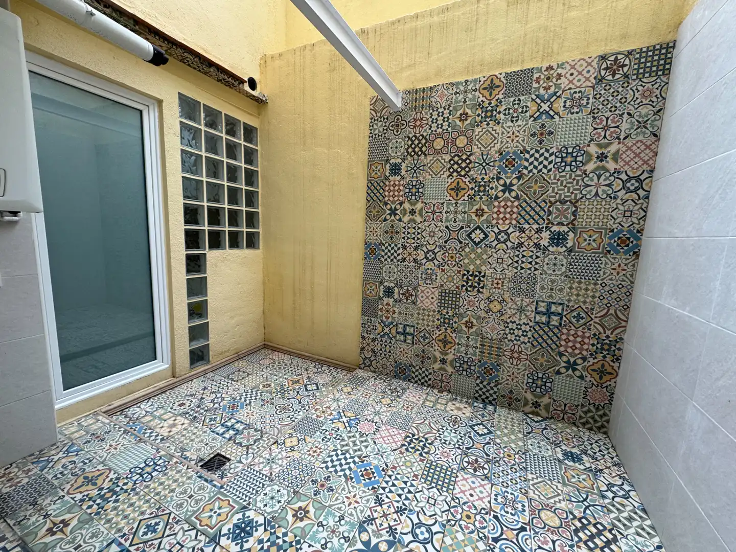 Terraza de Local en venta en Sants - Montjuïc