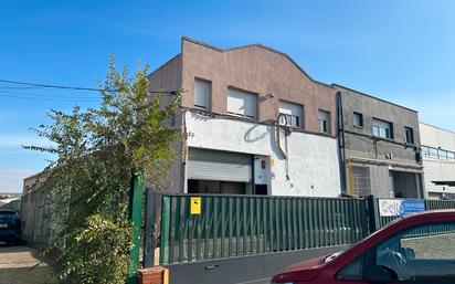 Exterior view of Industrial buildings for sale in Barberà del Vallès