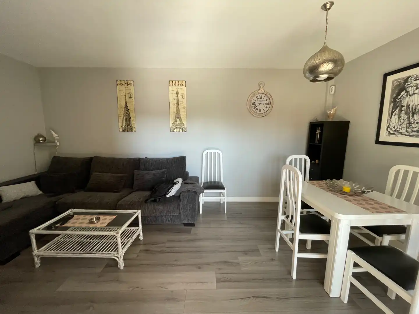 Sala d'estar de Apartament en venda en Vinyols i els Arcs amb Terrassa, Moblat i Forn