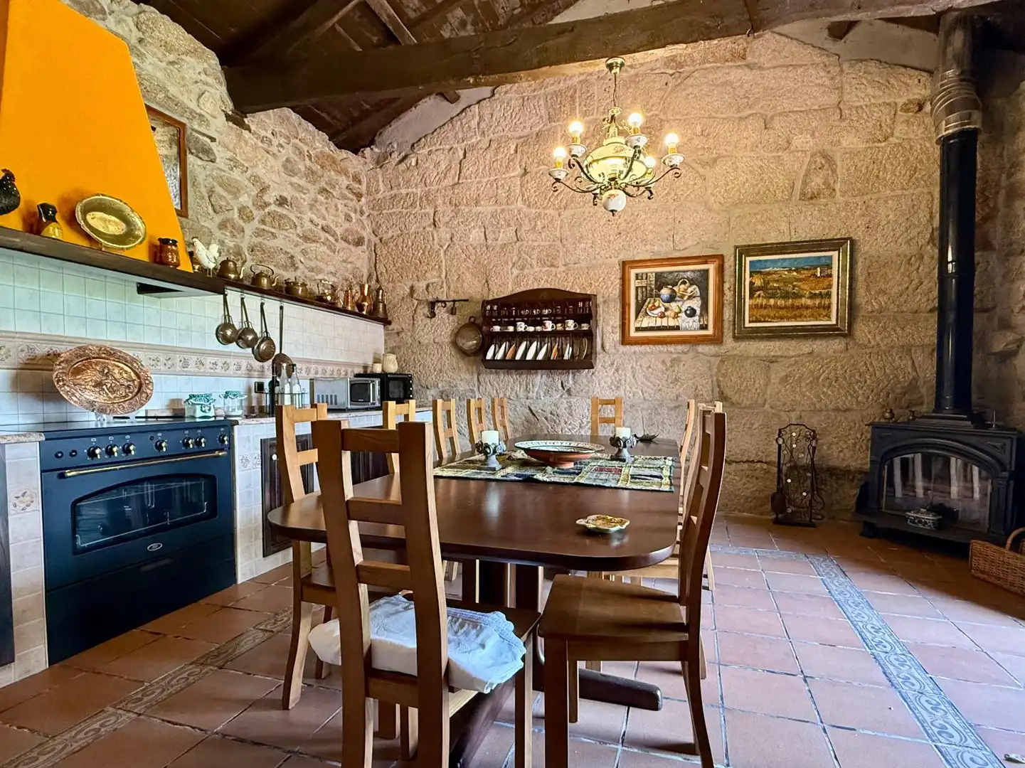 Comedor de Casa o chalet en venta en San Amaro con Calefacción, Jardín privado y Parquet
