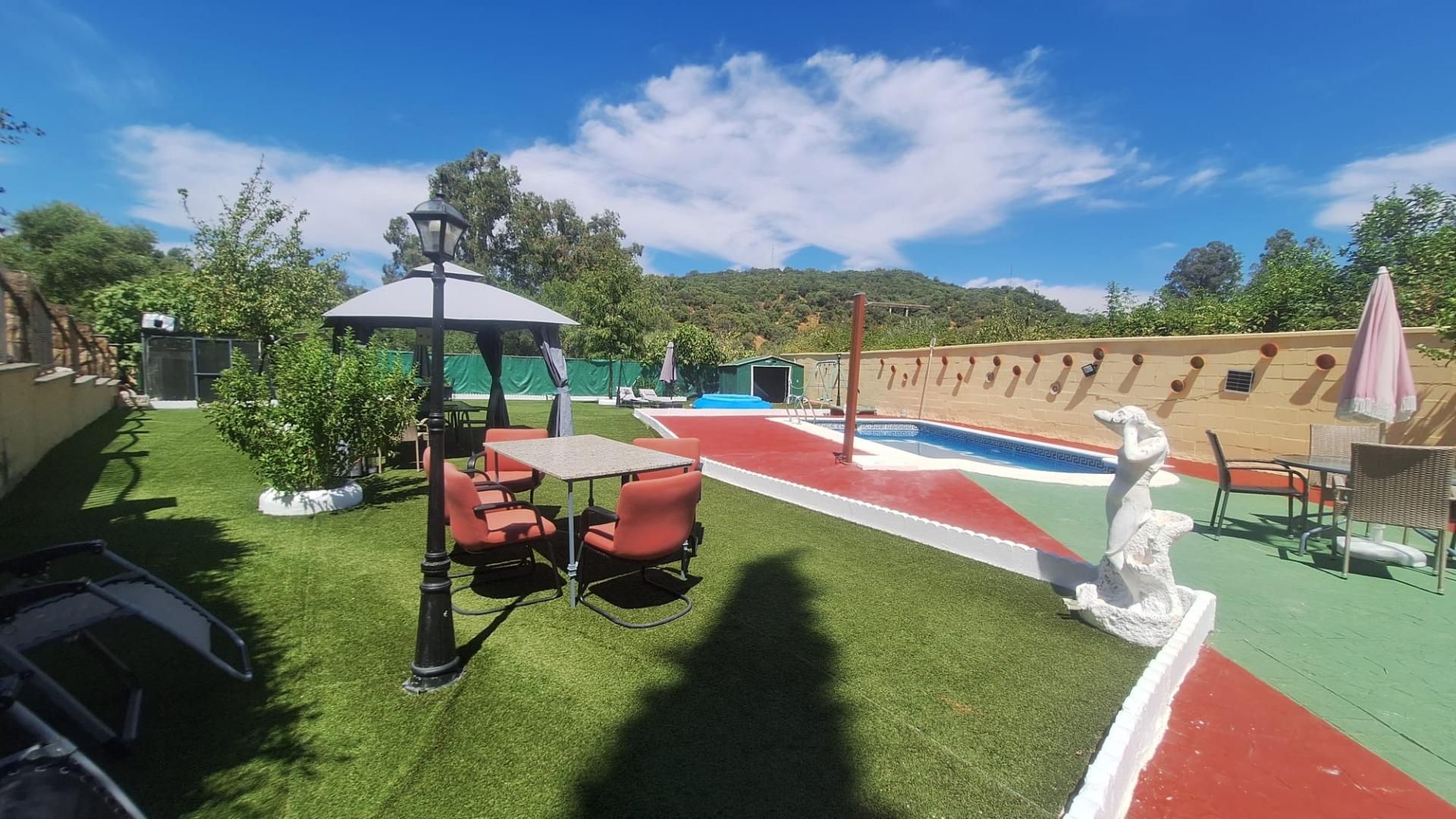 Piscina de Casa o chalet en venta en  Córdoba Capital con Jardín privado, Terraza y Balcón