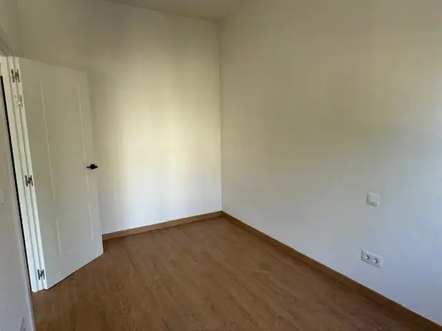 Habitación de Piso en venta en Castellón de la Plana / Castelló de la Plana con Parquet y Horno
