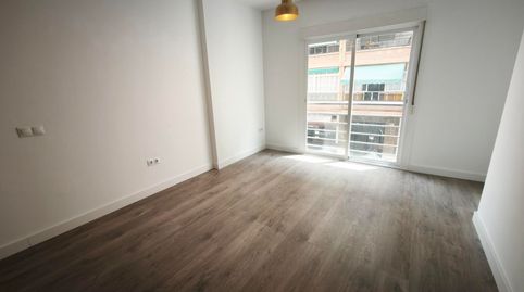 Foto 2 de Piso en venta en Diego de Vergara, Los Castillejos - La Trinidad, Málaga Capital