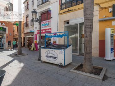 Local commercial à vendre à Almuñecar centro