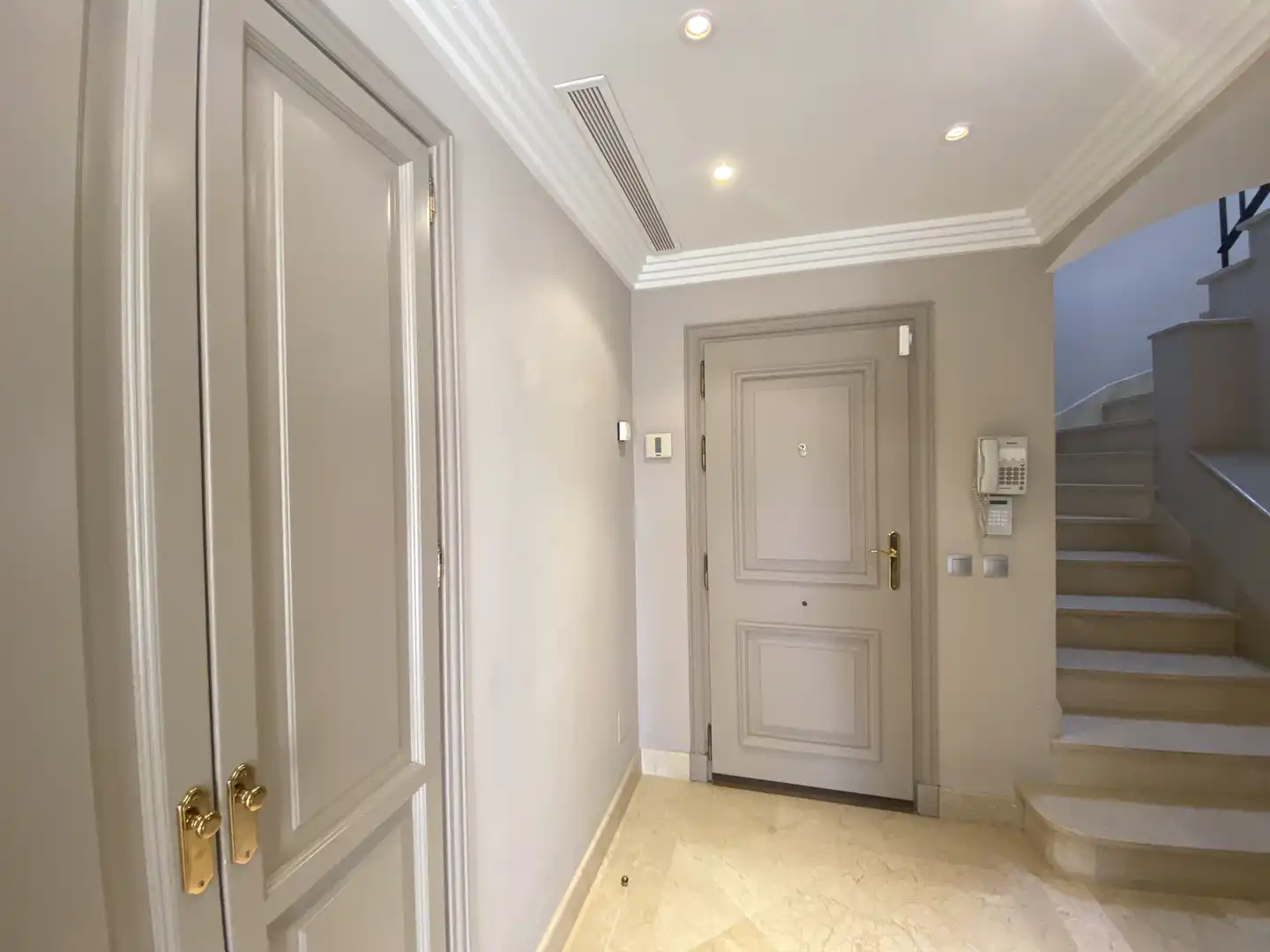 Penthouse with pool for sale in Nueva Andalucía, imagen 10