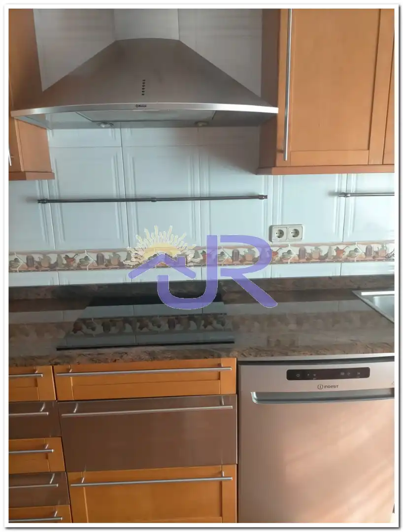 Cocina de Dúplex de alquiler en Paracuellos de Jarama con Aire acondicionado, Calefacción y Amueblado