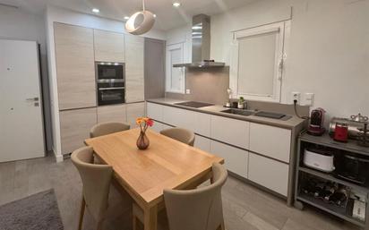 Kitchen of Flat for sale in  Madrid Capital  with Air Conditioner