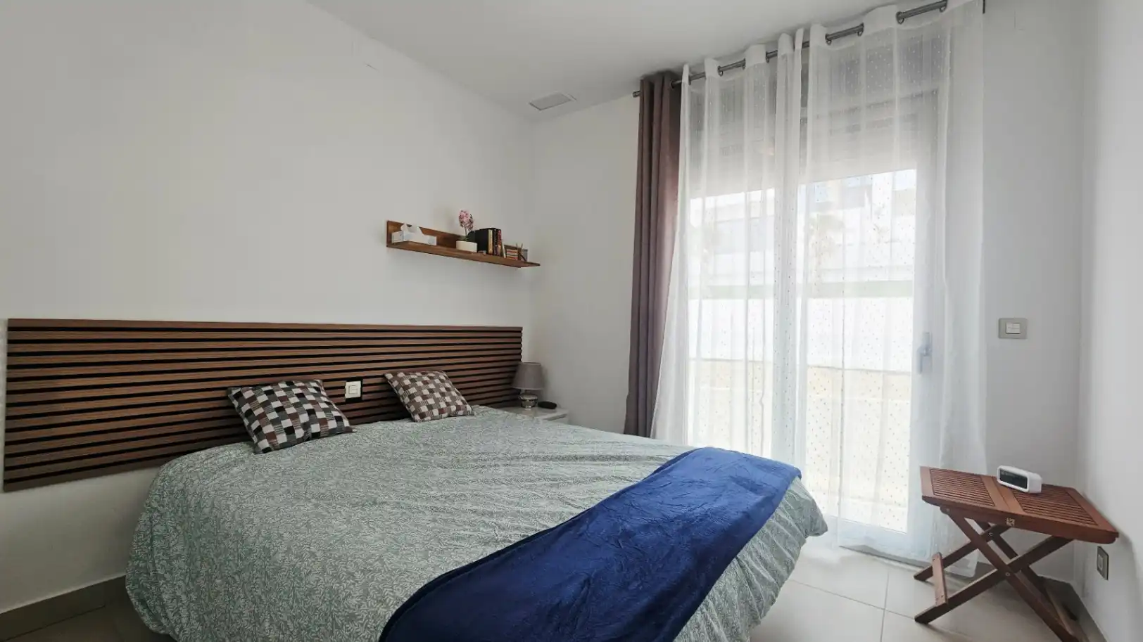 Dormitori de Àtic de lloguer en Finestrat amb Aire condicionat, Calefacció i Terrassa
