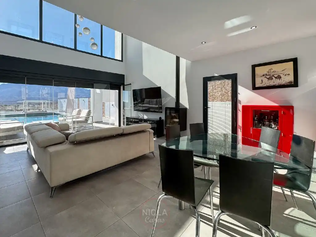 Casa con piscina en venta en Calle Olmos (Hn), imagen 12