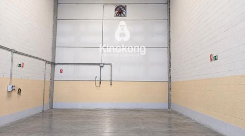 Foto 3 von Fabrikhallen zur Miete in El Barral Ferial, Coslada