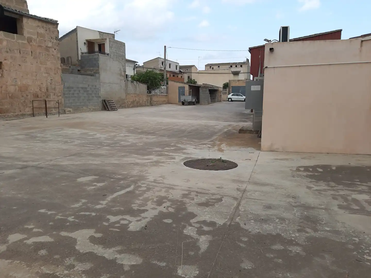 Aparcament de Nau industrial en venda en Vilafranca de Bonany