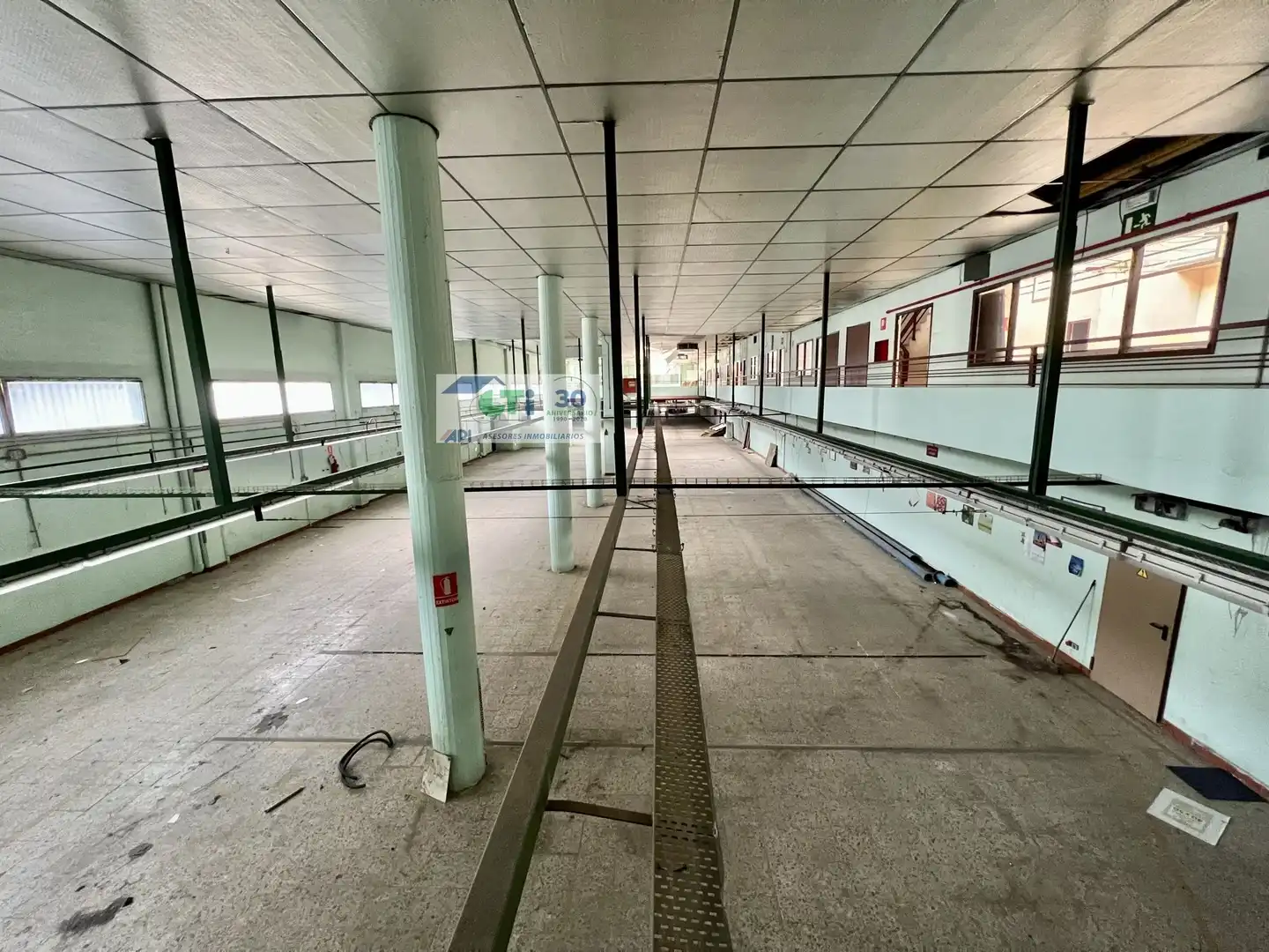 Nau industrial de lloguer en Zaragoza