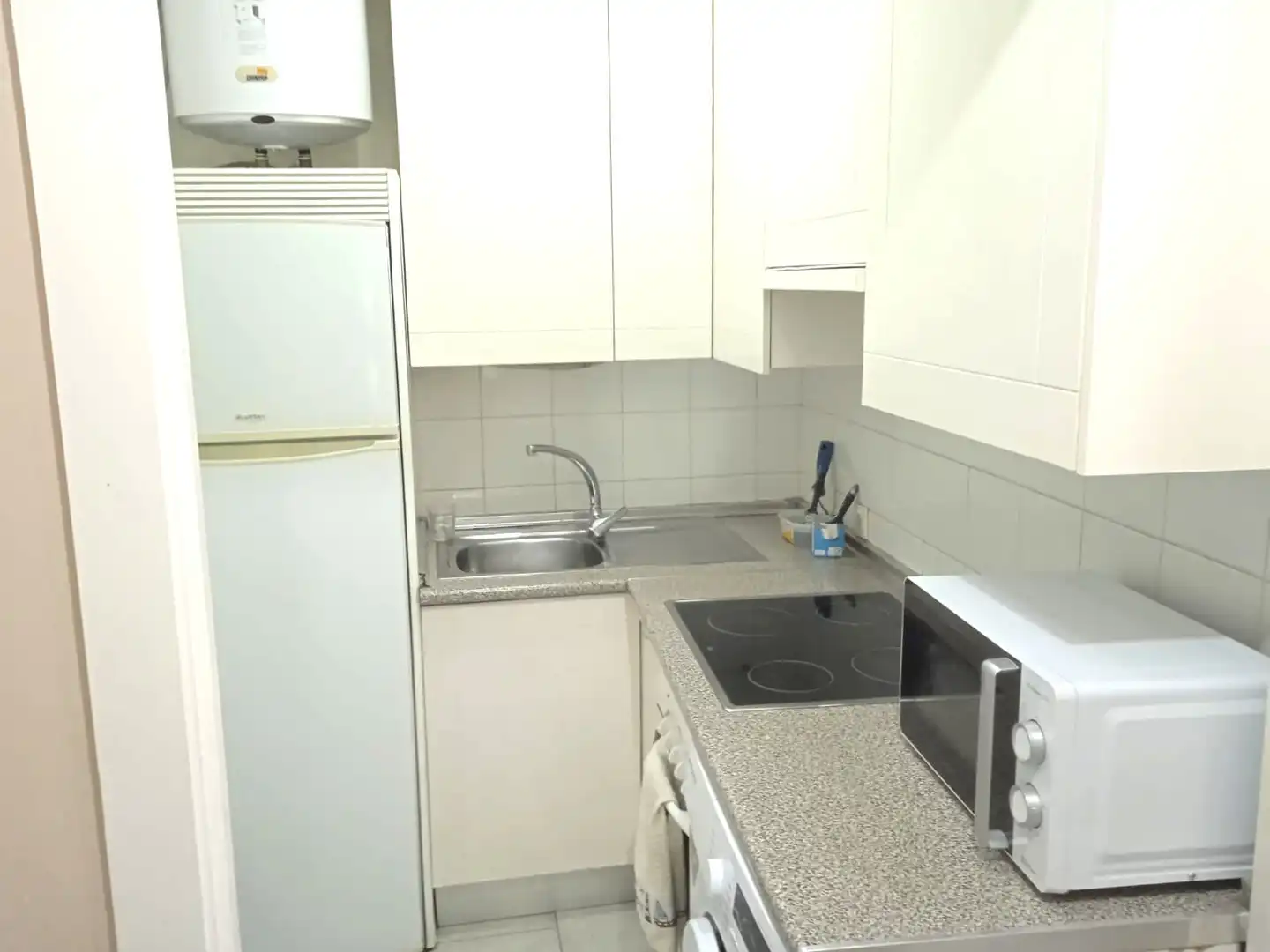 Kitchen of Apartments for rent in Cáceres  with Air Conditioner, Terrace and Furnished