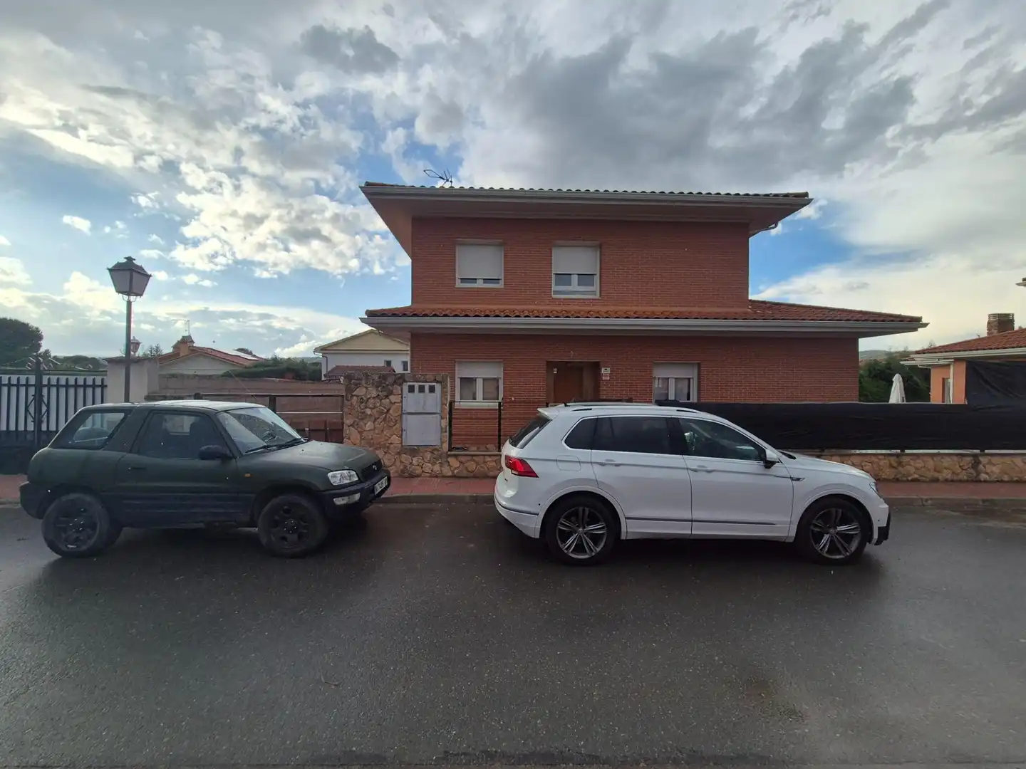 Außenansicht von Haus oder Chalet zum Verkauf in Pelayos de la Presa