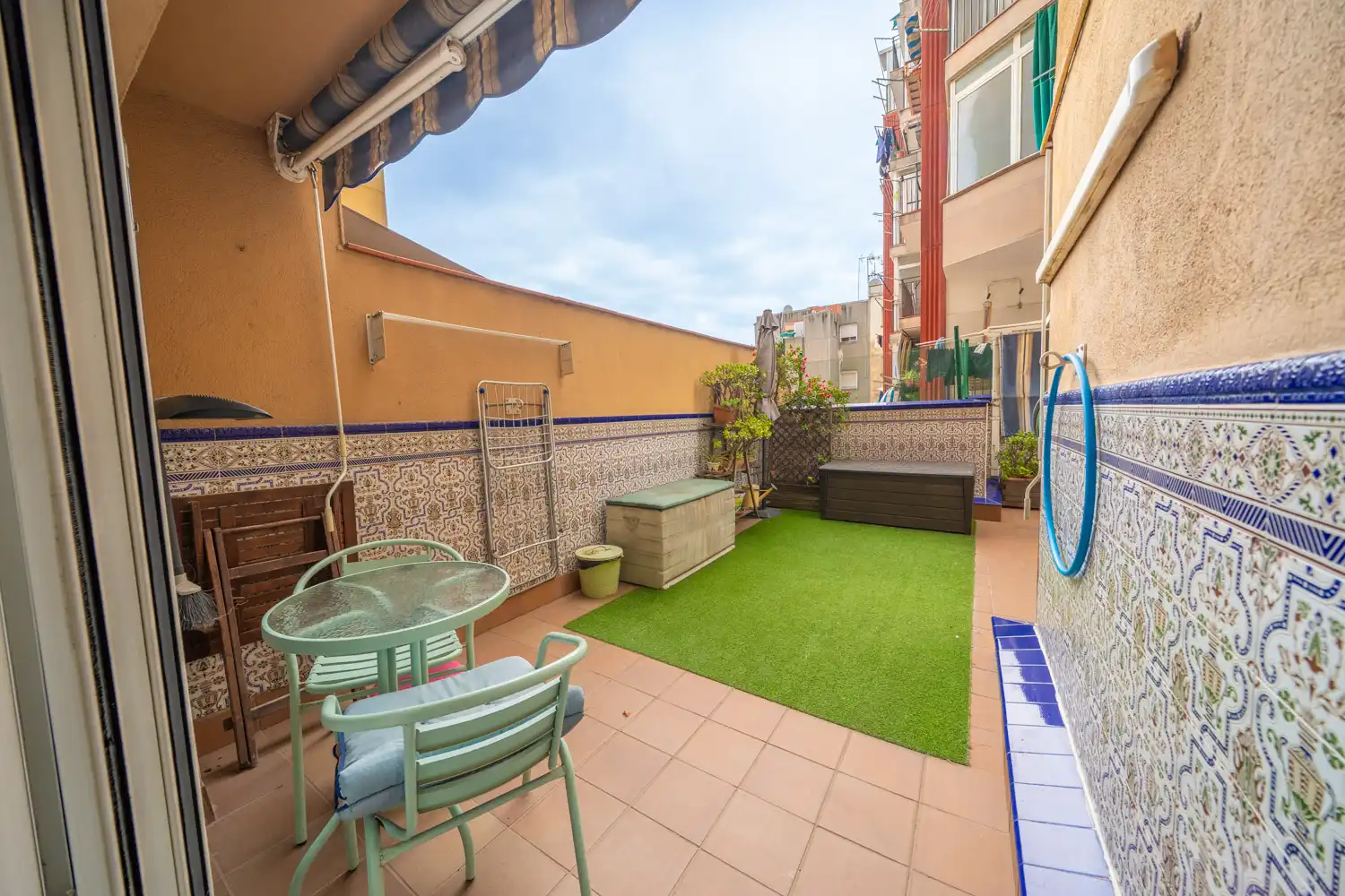 Terrace of Flat for sale in Santa Coloma de Gramenet  with Air Conditioner, Heating and Terrace