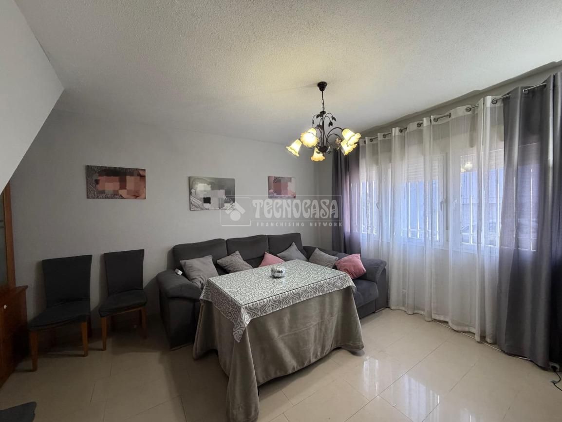Casa adosada en venta
