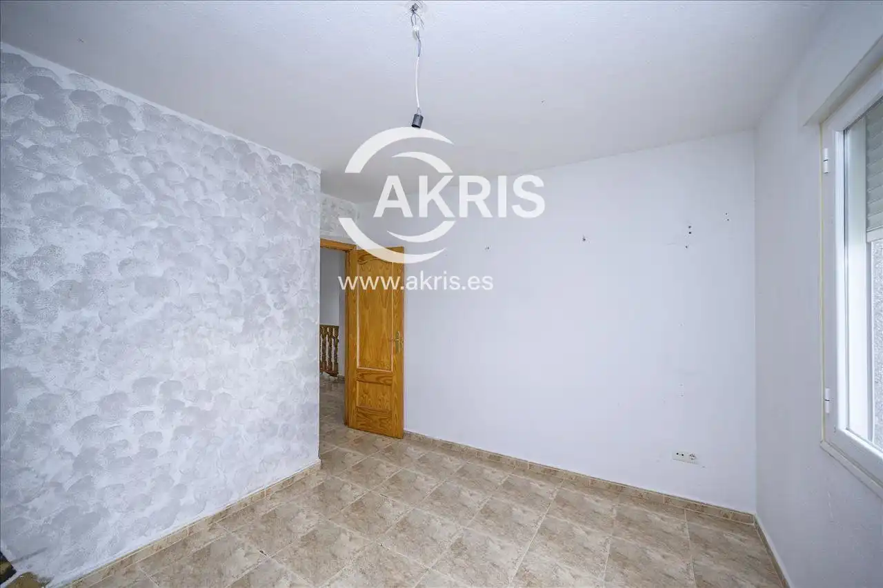 Houses for sale in Calle Amsterdam, Huecas