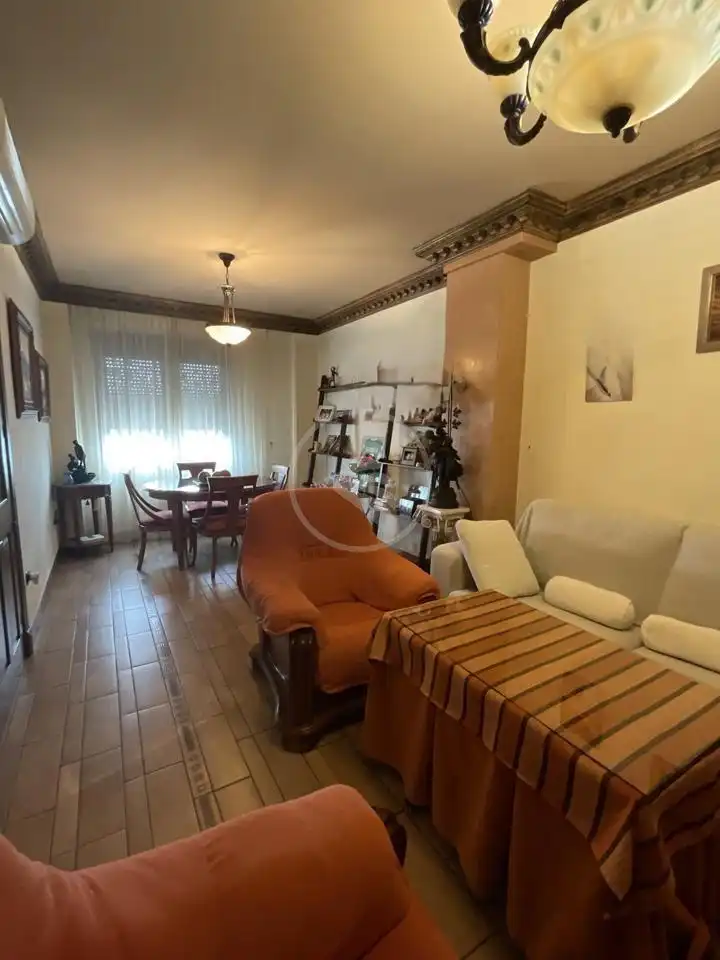 Sala d'estar de Casa o xalet en venda en Linares amb Aire condicionat
