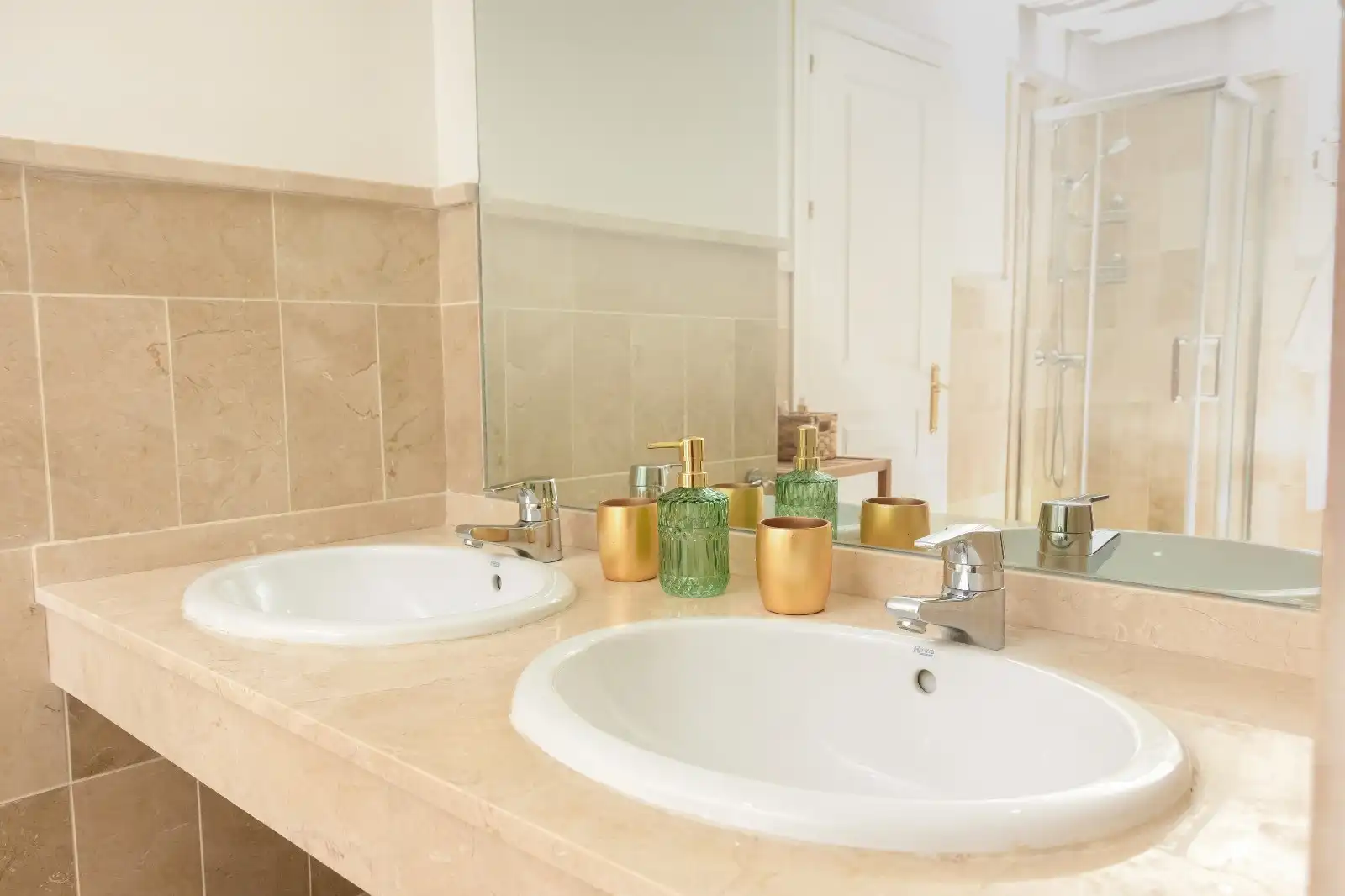 Bathroom of Detached homes for rent in Marbella  with Air Conditioner, Terrace and Storage room