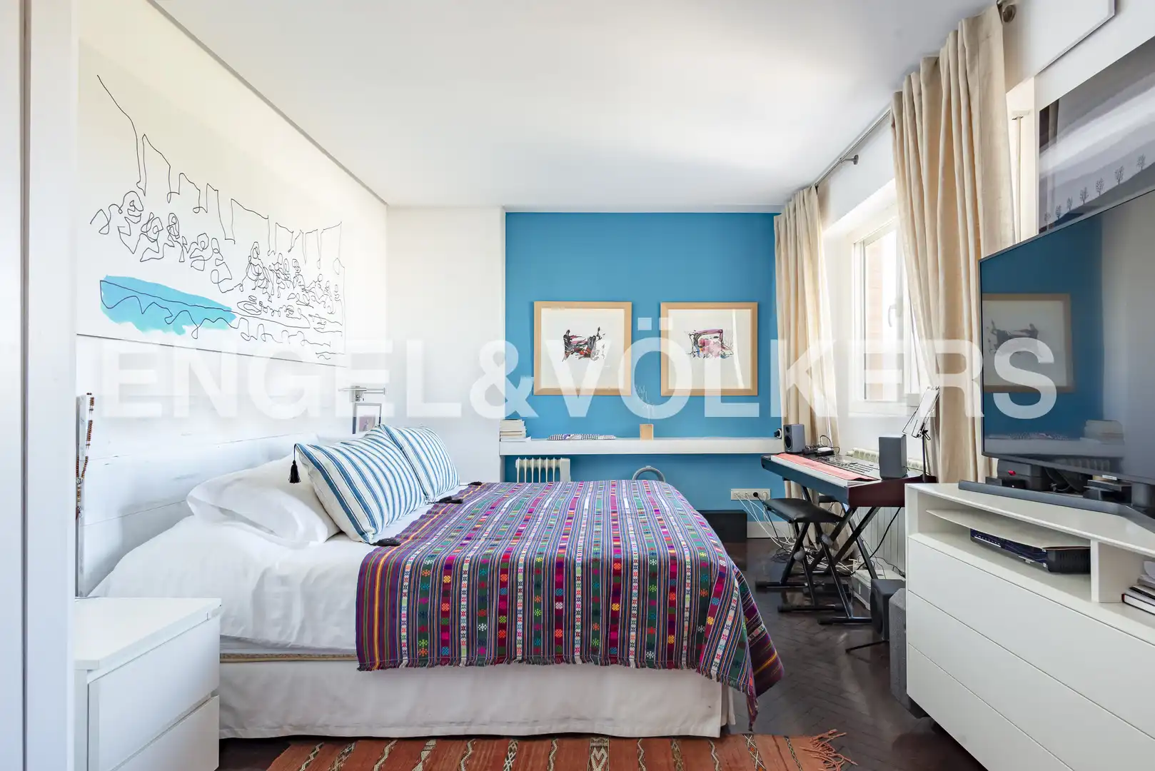 Habitación de Dúplex en venta en Madrid con Aire acondicionado, Calefacción y Terraza