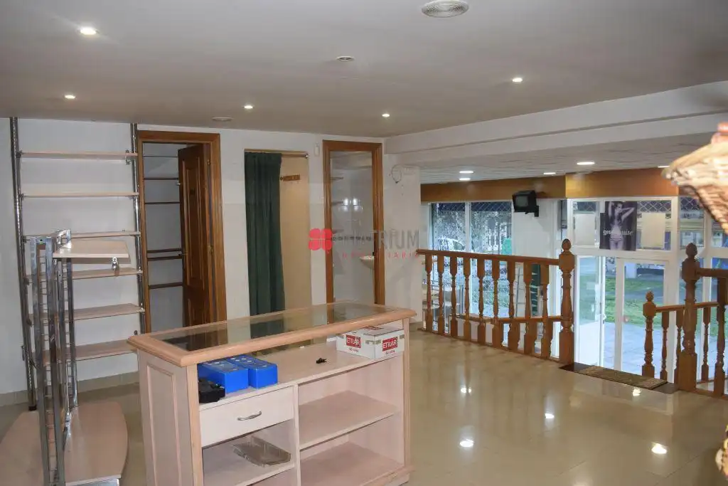 Business premises for sale in Sánchez Freire, imagen 9