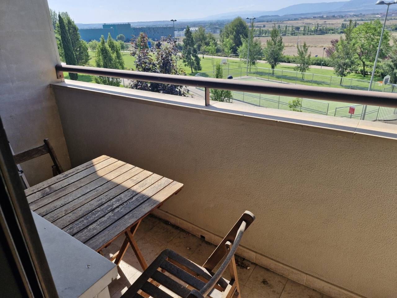Terrassa de Pis en venda en  Logroño amb Calefacció, Parquet i Terrassa