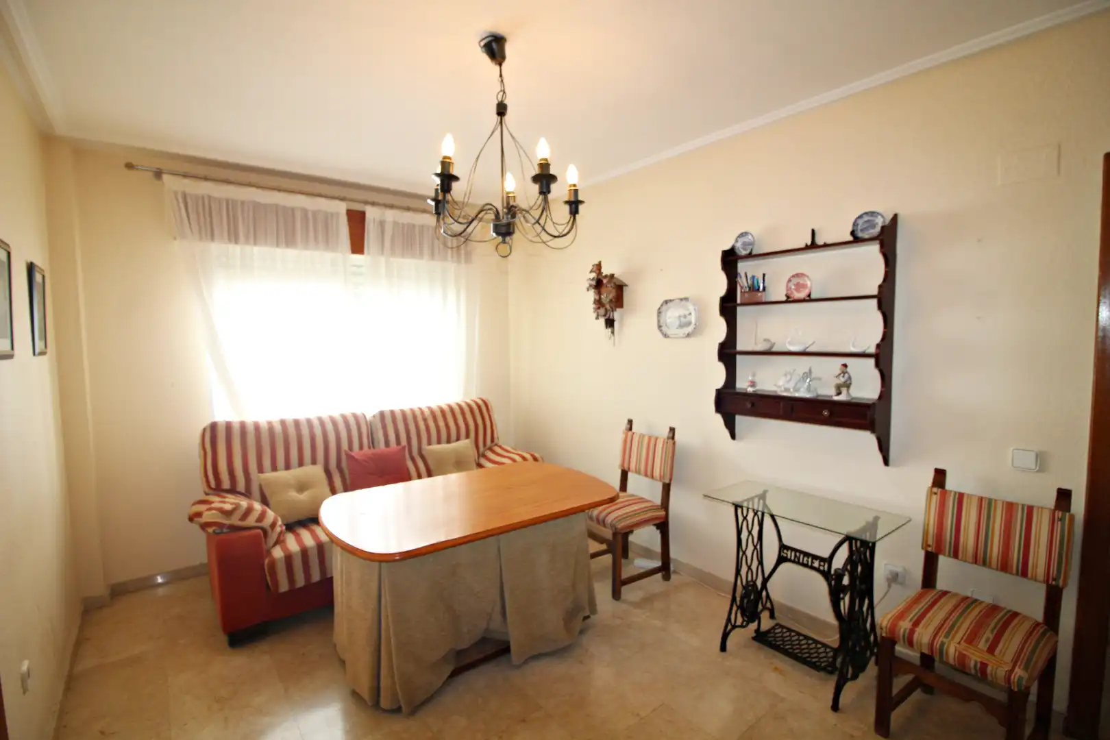 Comedor de Piso en venta en Huelva con Amueblado y Balcón