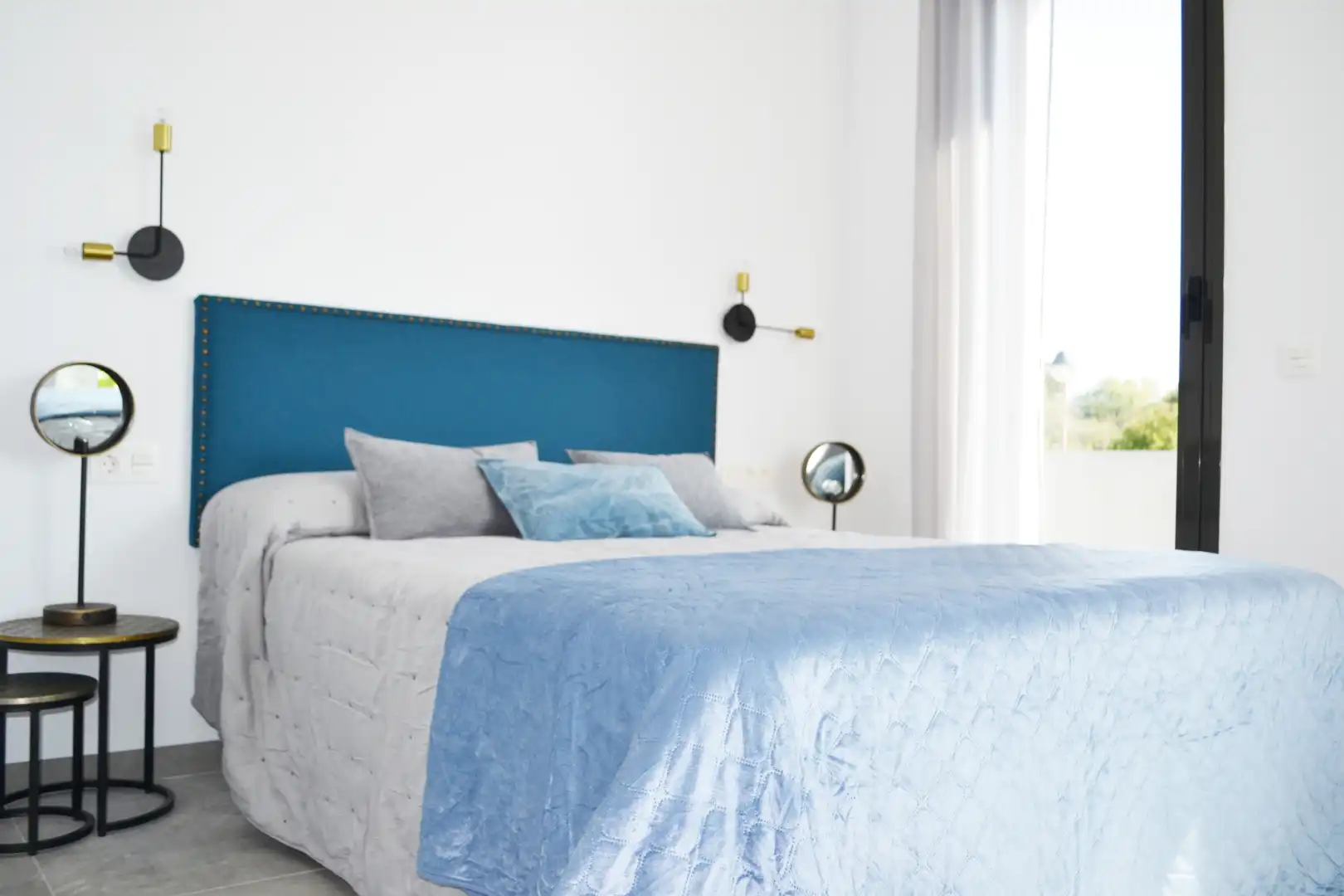 Habitación de Casa adosada en venta en Conil de la Frontera con Aire acondicionado, Terraza y Piscina