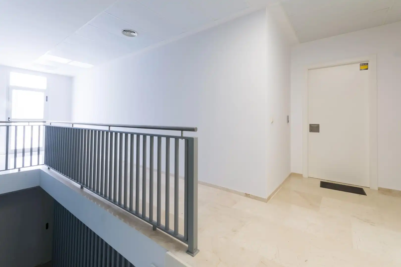 Oficina de alquiler en Gandia con Aire acondicionado, Calefacción y Terraza