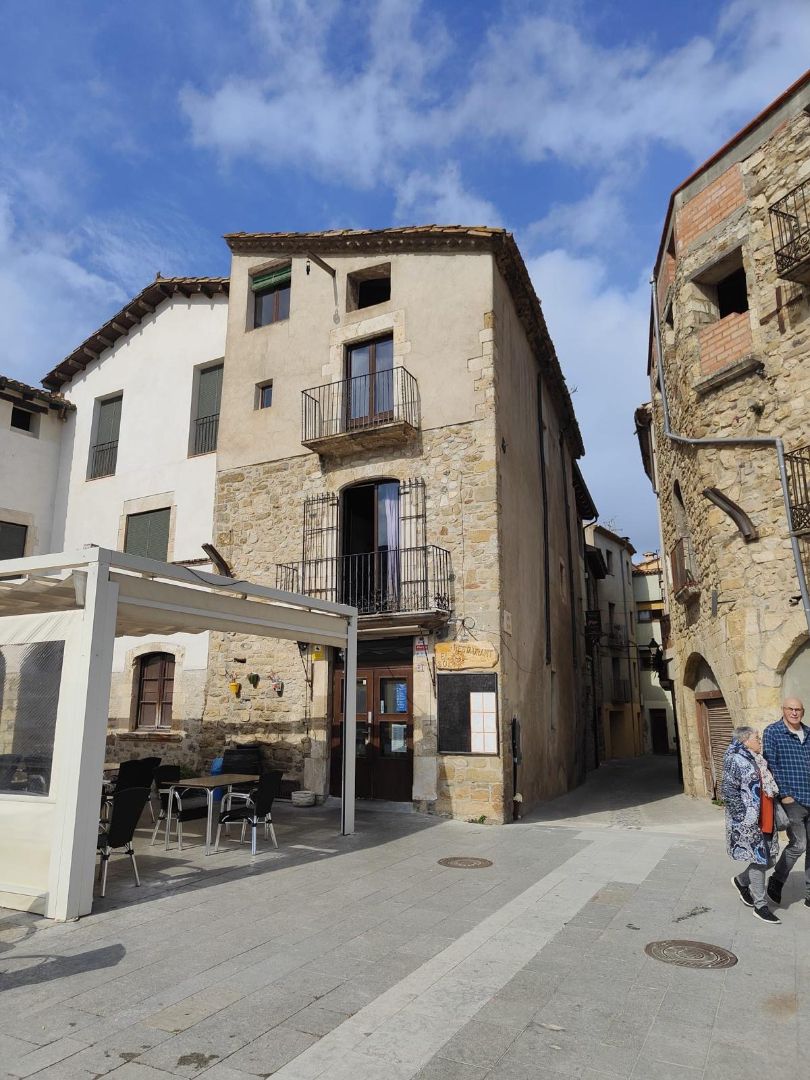 Finca rústica en venda a Plaça del Prat de Sant Pere, Besalú