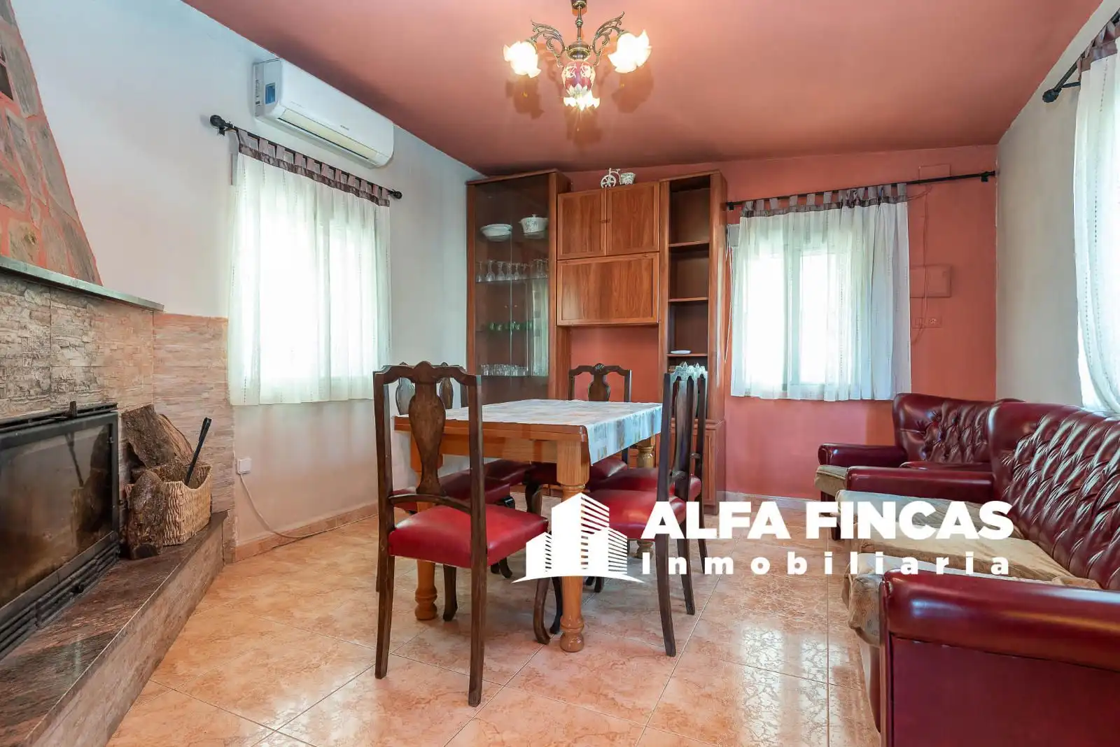 Vista exterior de Casa o chalet en venta en Villar de Cañas con Aire acondicionado, Calefacción y Jardín privado