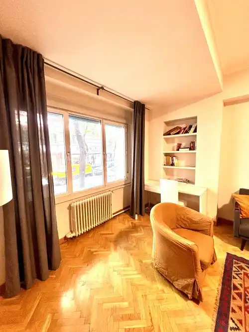 Bedroom of Flat for rent in Madrid  with Air Conditioner, Heating and Parquet flooring