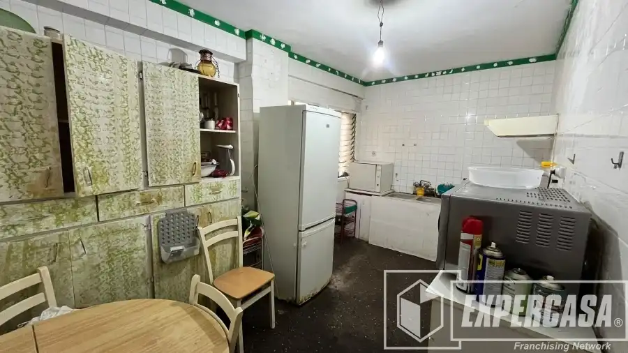 Kitchen of Flat for sale in Quatre Carreres