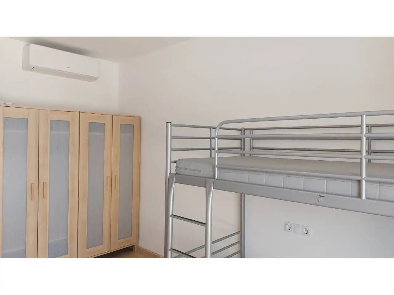 Habitación de Casa o chalet de alquiler en Cubelles con Aire acondicionado, Calefacción y Terraza