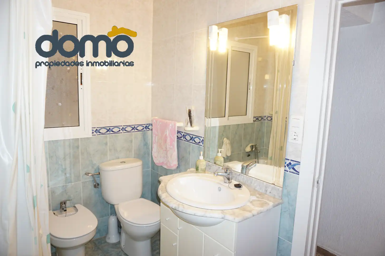 Piso en venta en Almería con Amueblado y Balcón