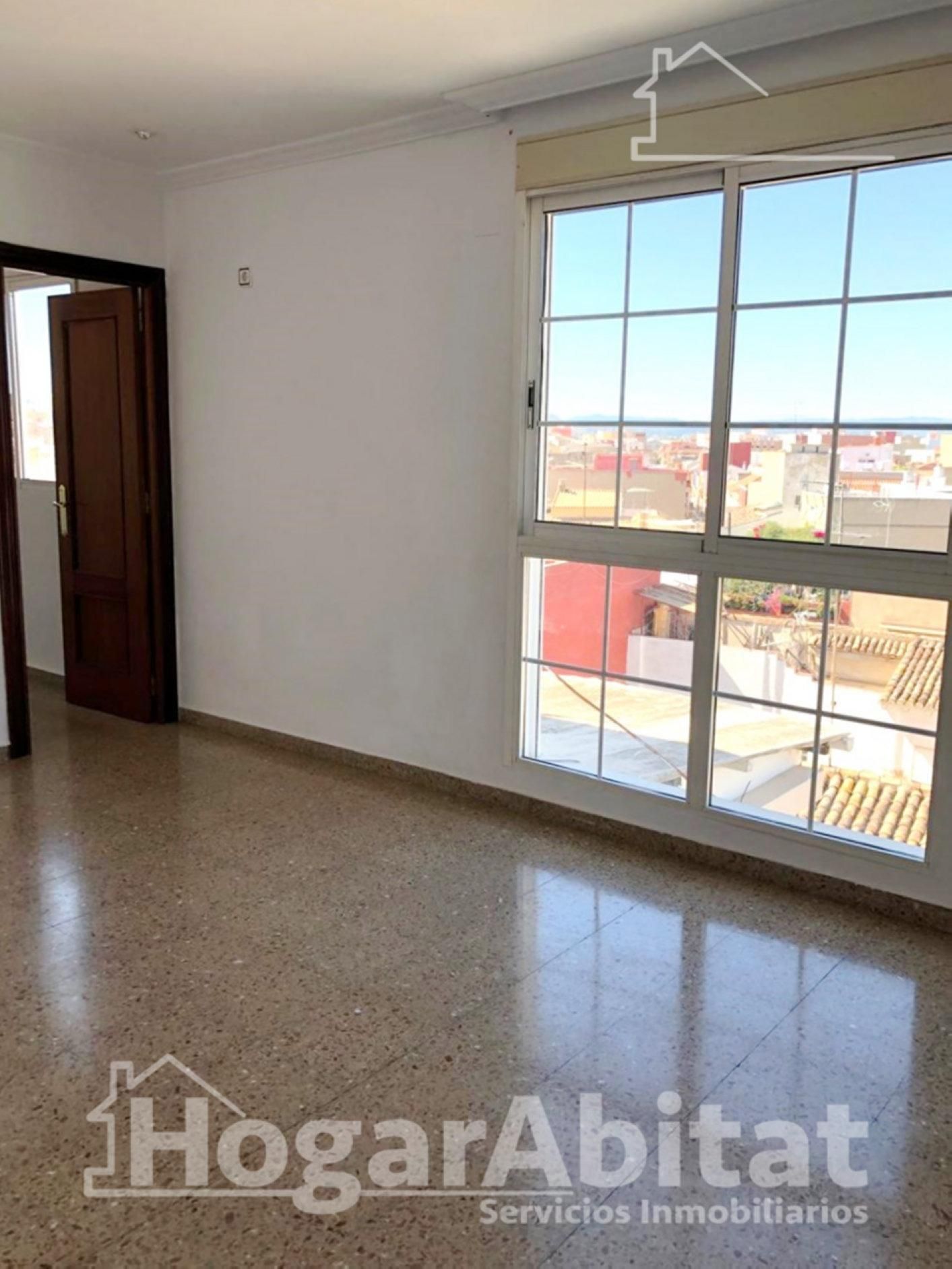 Bedroom of Flat for sale in Torrent  with Storage room