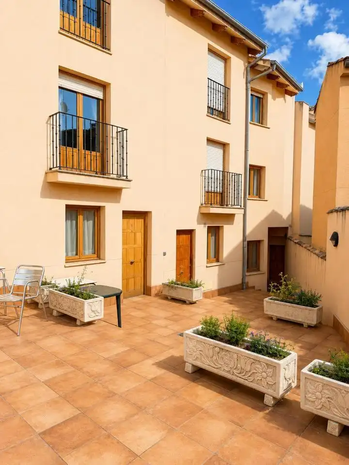 Außenansicht von Haus oder Chalet zur Miete in Segovia mit Heizung, Terrasse und Möbliert