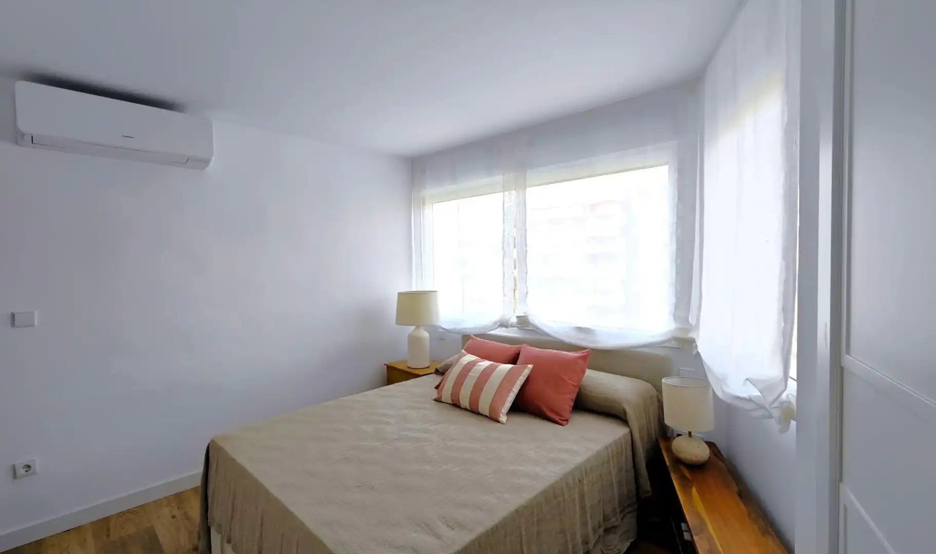 Bedroom of Flat for rent in Alicante / Alacant  with Air Conditioner, Heating and Parquet flooring
