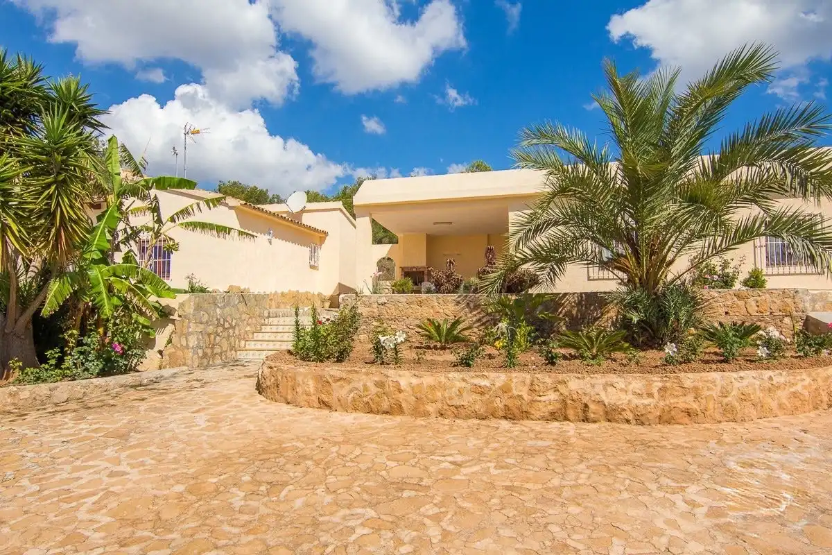 Vista exterior de Casa o chalet de alquiler en Benissa con Aire acondicionado, Calefacción y Jardín privado