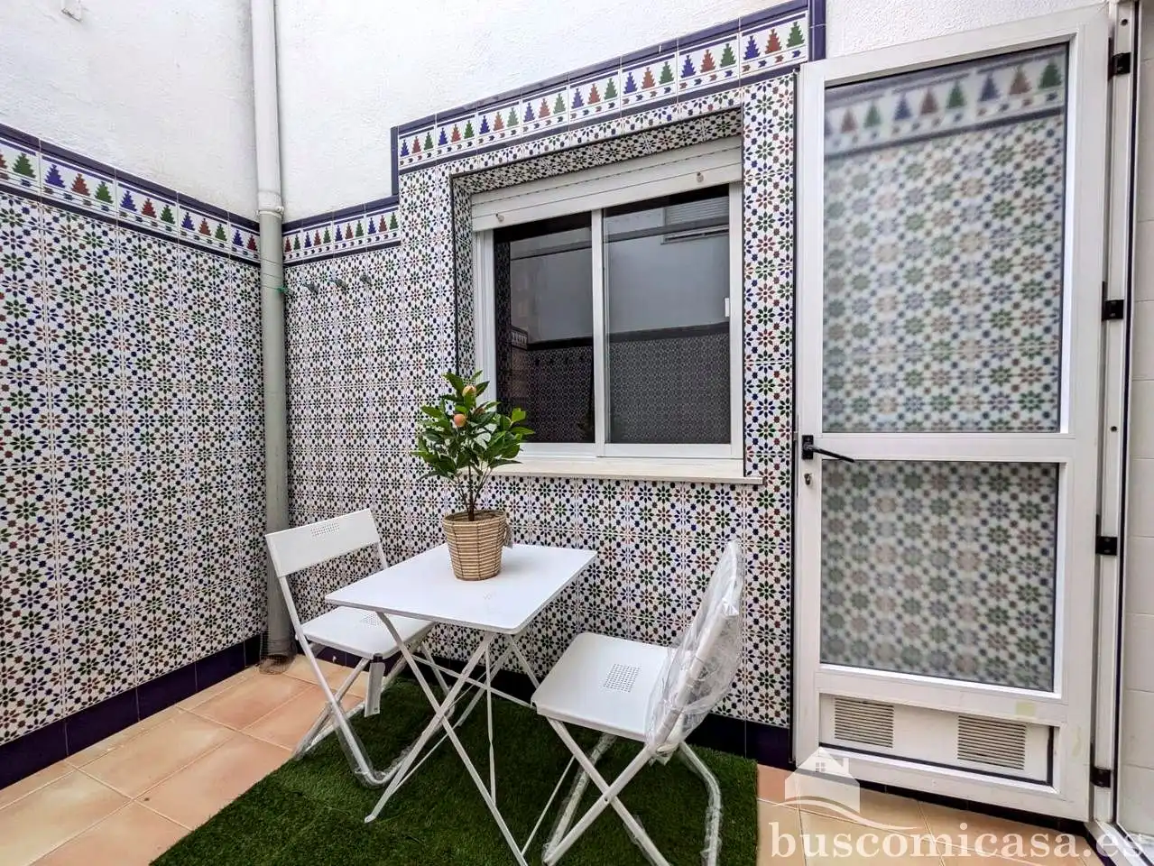 Terraza de Planta baja de alquiler en Linares con Aire acondicionado y Amueblado