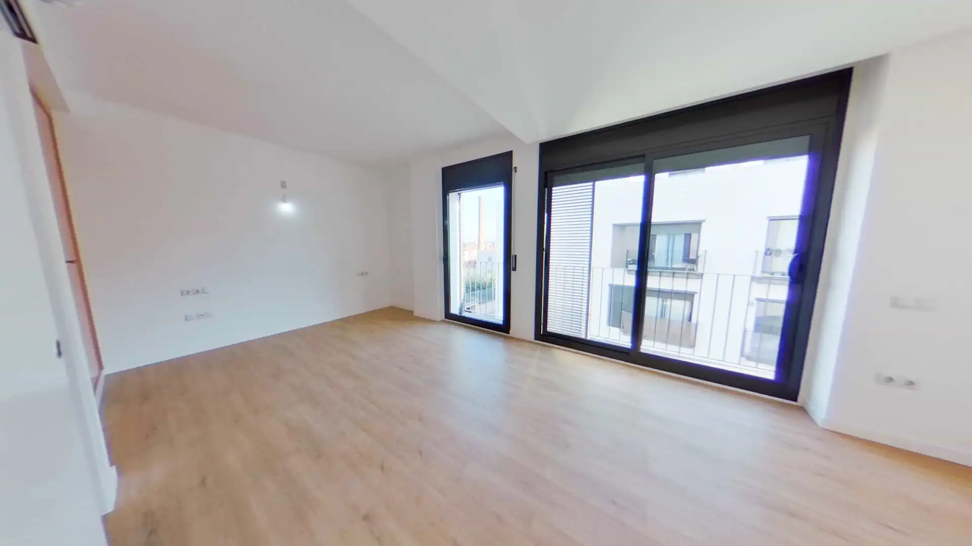 Bedroom of Study for sale in Terrassa  with Parquet flooring