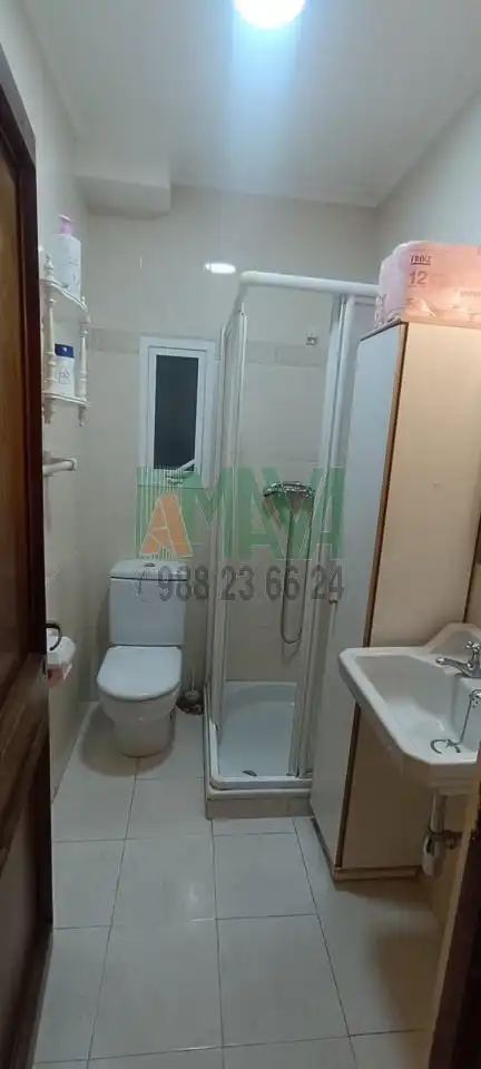 Badezimmer von Wohnungen zur Miete in Ourense Capital  mit Heizung, Möbliert und Balkon