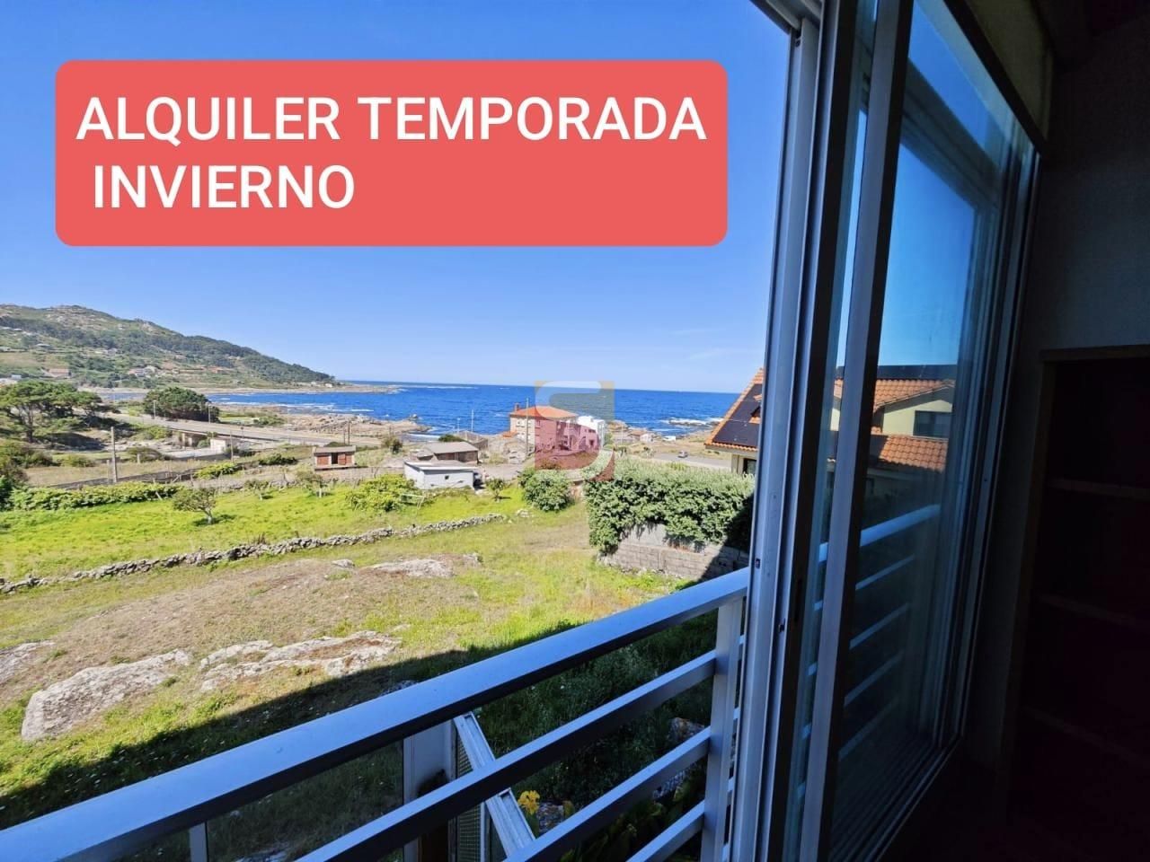 Vista exterior de Piso de alquiler en Baiona con Calefacción, Piscina y Amueblado