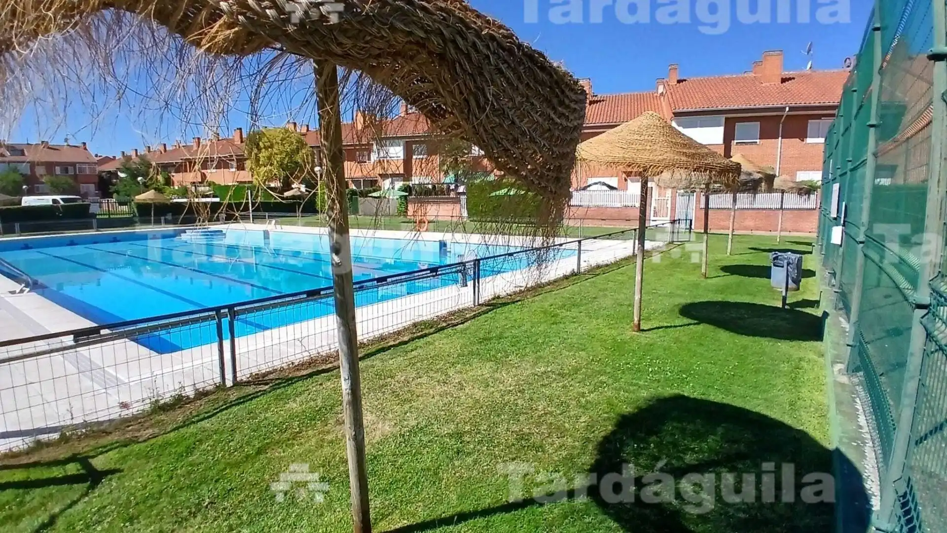 Xalet en venda a Villares de la Reina