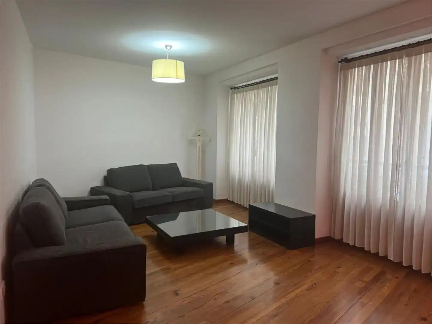 Wohnzimmer von Wohnung zur Miete in  Valencia Capital mit Klimaanlage und Balkon